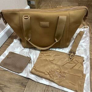 dagne dover medium landon carryall tote in camel
